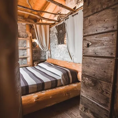 Montemezzo Le In Pietra Vista Holiday home