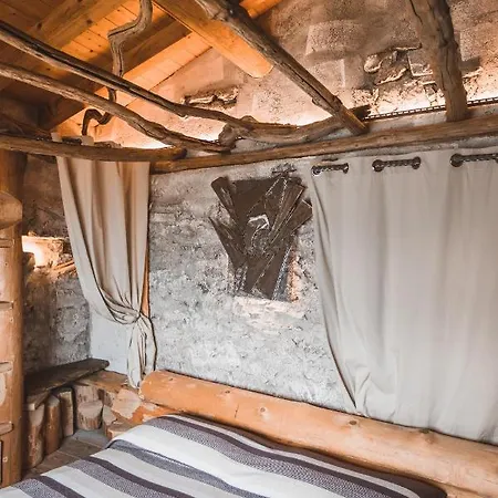 Сasa de vacaciones Montemezzo Le In Pietra Vista Gera Lario