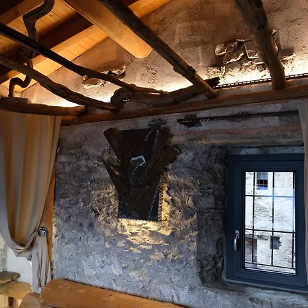 Montemezzo Le In Pietra Vista Holiday home